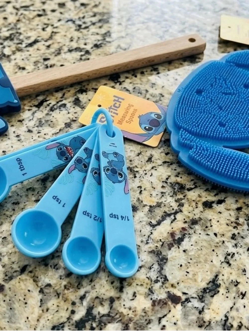 Disney Stitch Kitchen Baking Utensils🧑🏽‍🍳 Spatula - Measuring Spoons - Scrubber